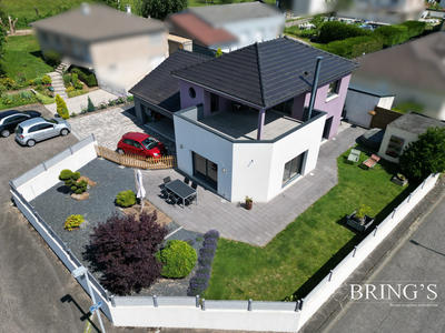 Maison - 137 m² - 4 pièces