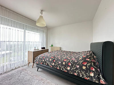 Appartement - 99 m² - 5 pièces