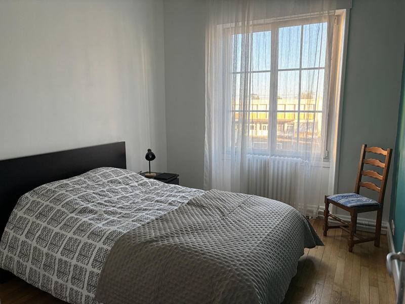 Maison - 245 m² - 9 pièces