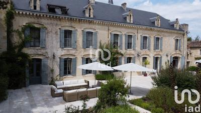 Château - 670 m² - 16 pièces