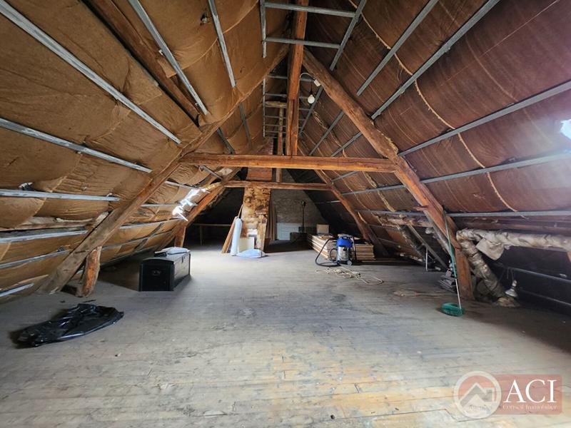 Maison - 164 m² - 7 pièces