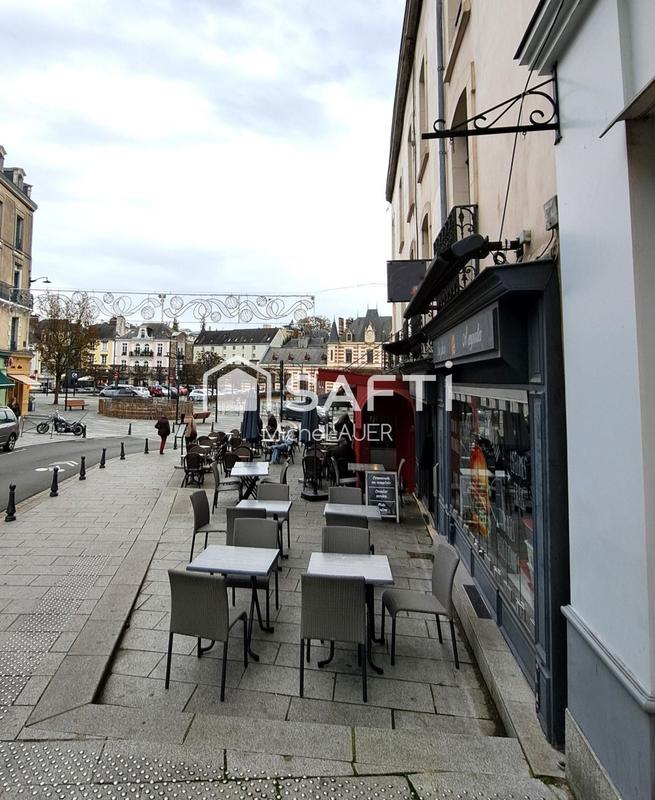 Local commercial - 150 m² - 3 pièces