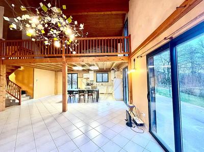 Maison - 123 m² - 4 pièces