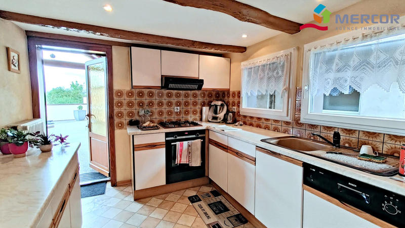 Maison ancienne - 198 m² - 8 pièces