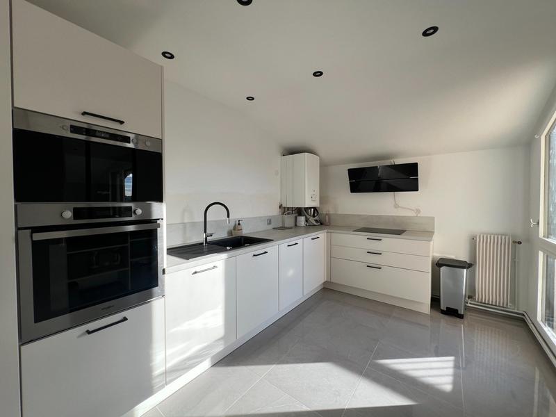 Appartement - 77 m² - 4 pièces