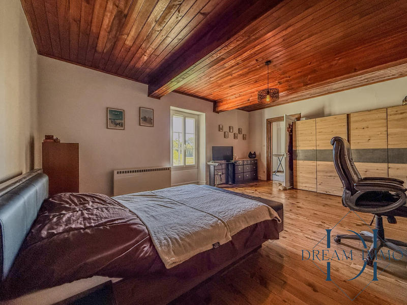 Maison - 172 m² - 6 pièces