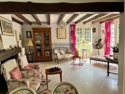 Maison - 137 m² - 5 pièces