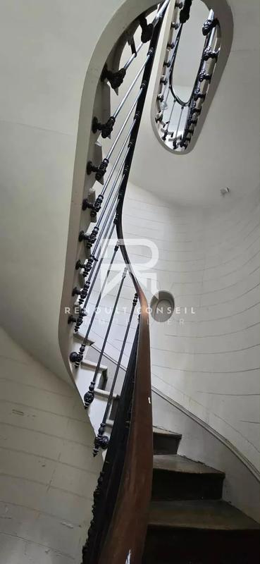 Appartement - 112 m² - 4 pièces