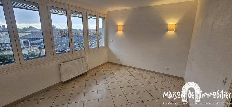 Appartement - 102 m² - 3 pièces