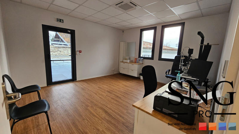 Local d'activités - 138 m²