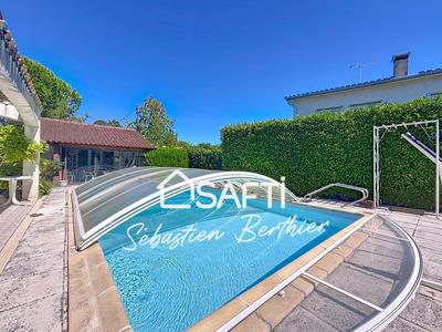 Maison - 180 m² - 6 pièces