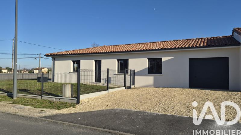 Maison - 96 m² - 5 pièces
