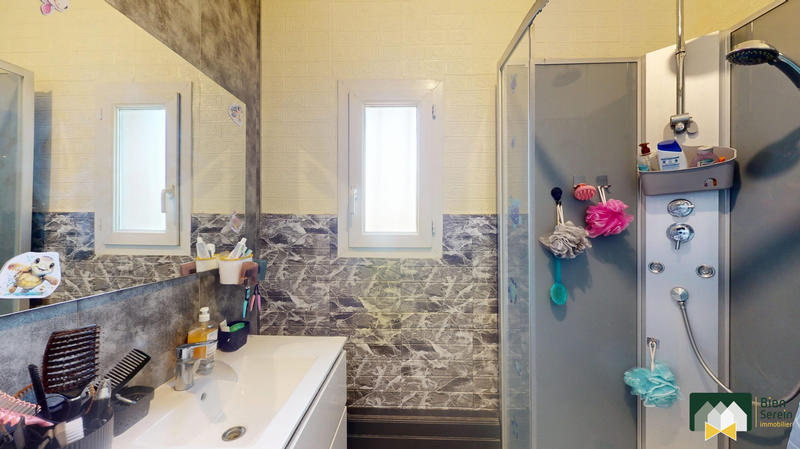 Maison - 83 m² - 5 pièces