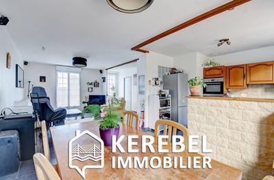 Maison - 77 m² - 3 pièces