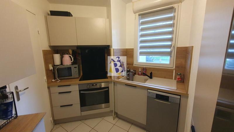 Studio - 48 m² - 2 pièces