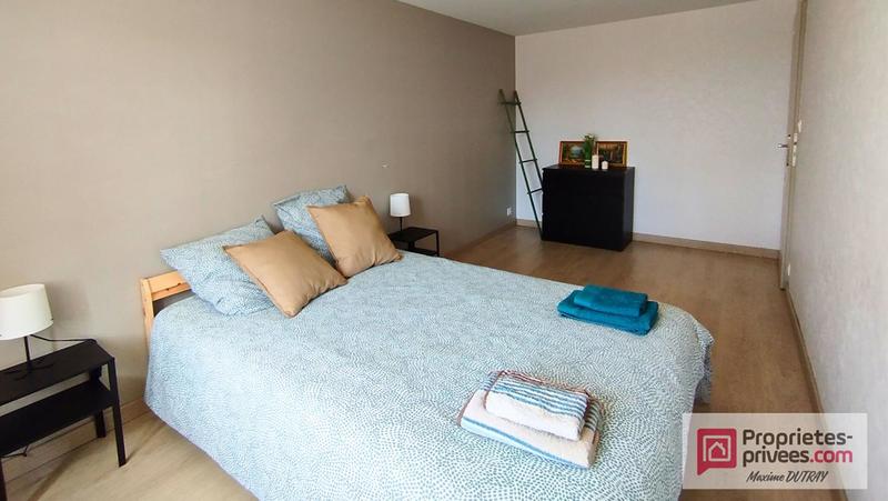 Maison - 272 m² - 12 pièces