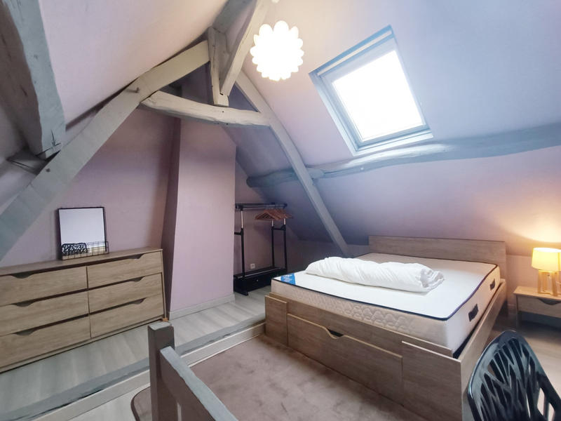 Maison - 80 m² - 5 pièces