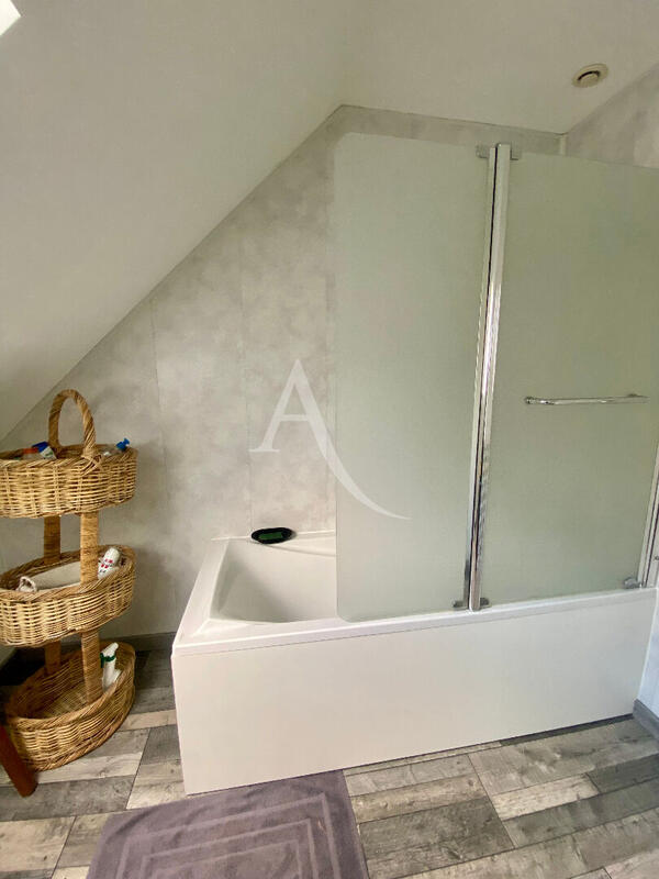 Maison - 125 m² - 5 pièces