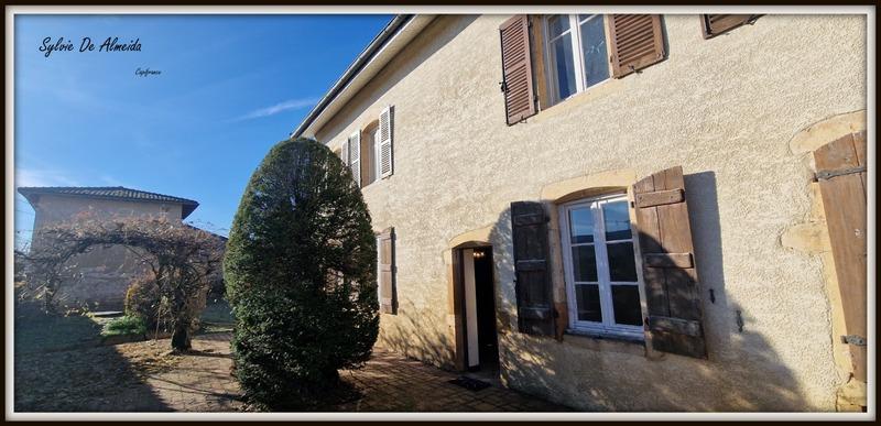 Maison - 180 m² - 8 pièces