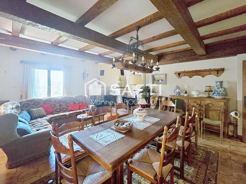 Maison - 158 m² - 5 pièces