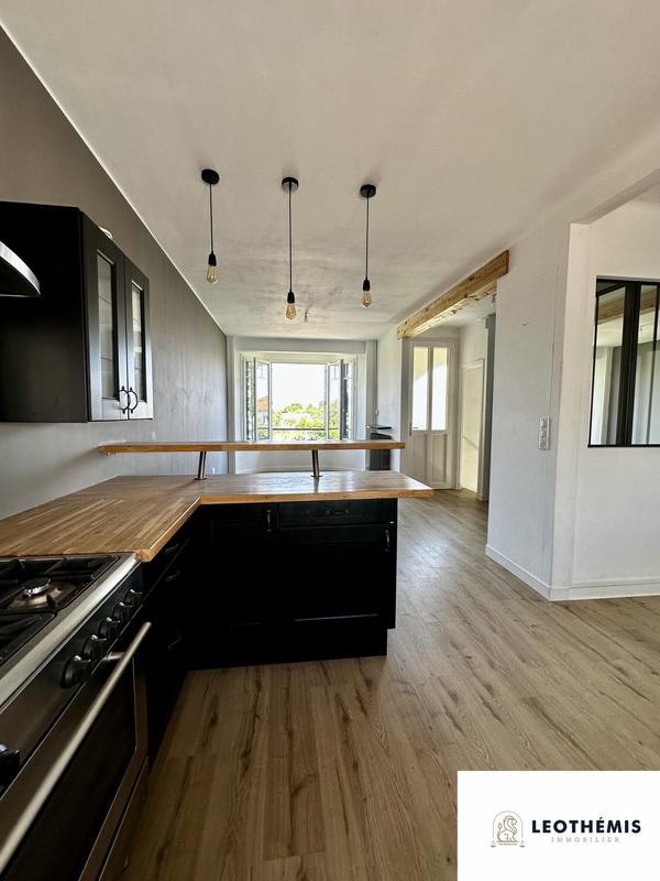 Maison ancienne - 134 m² - 4 pièces