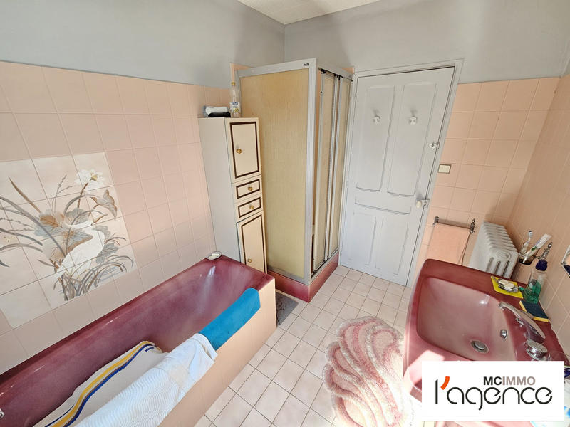 Maison traditionnelle - 133 m² - 5 pièces