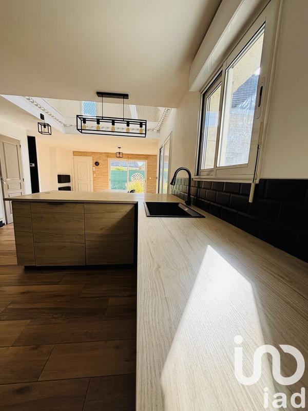 Maison - 156 m² - 8 pièces