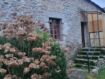 Maison - 60 m² - 4 pièces