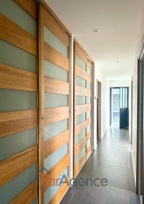 Maison - 152 m² - 5 pièces