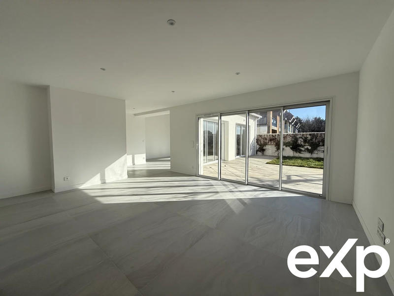 Maison - 153 m² - 6 pièces