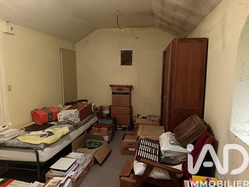 Maison - 383 m² - 12 pièces