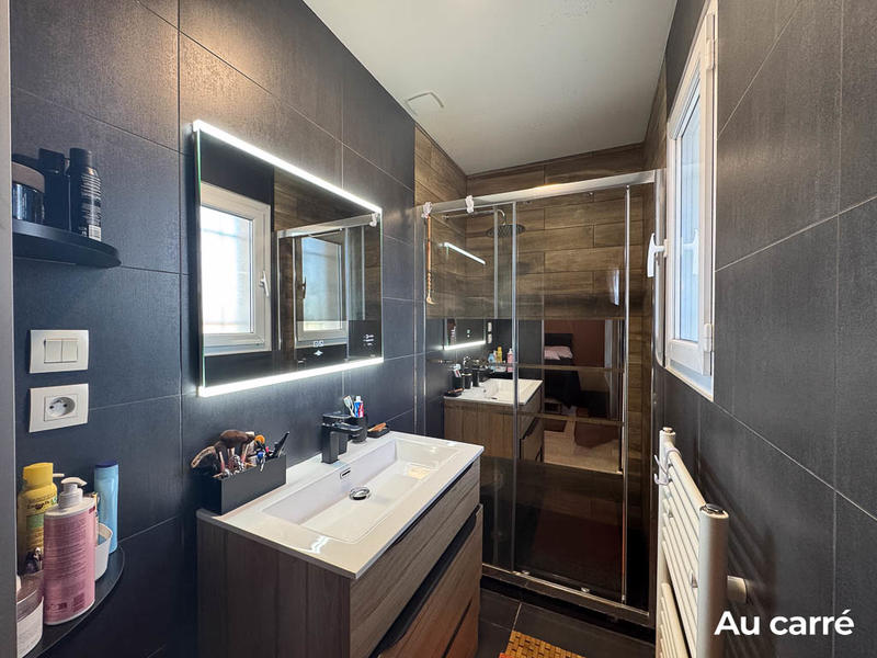 Maison - 151 m² - 7 pièces