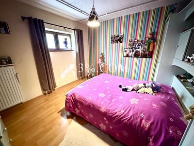 Maison - 92 m² - 5 pièces