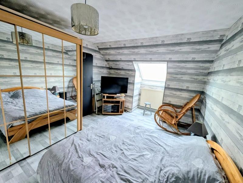 Maison - 95 m² - 4 pièces