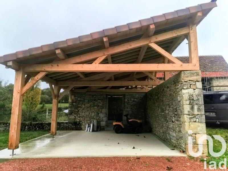 Maison - 210 m² - 8 pièces