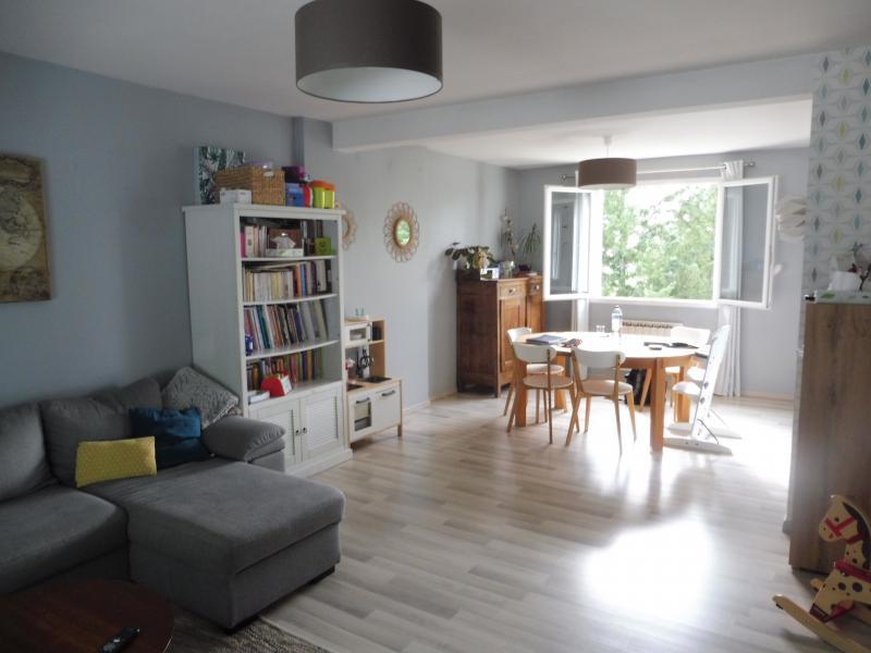 Maison - 95 m² - 5 pièces