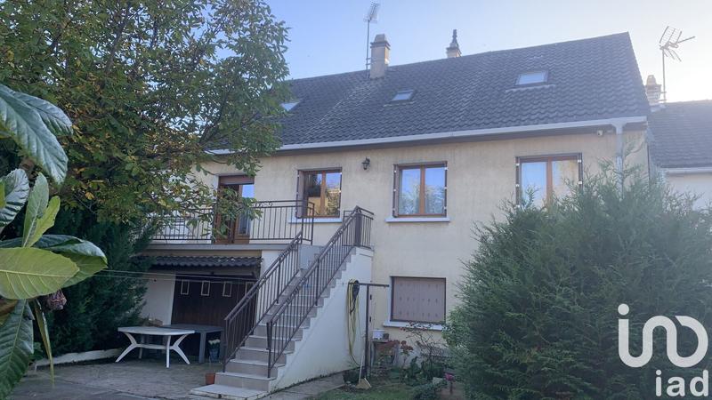 Maison - 177 m² - 7 pièces
