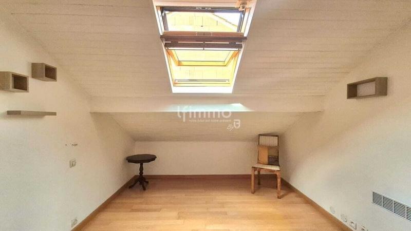 Maison - 110 m² - 6 pièces