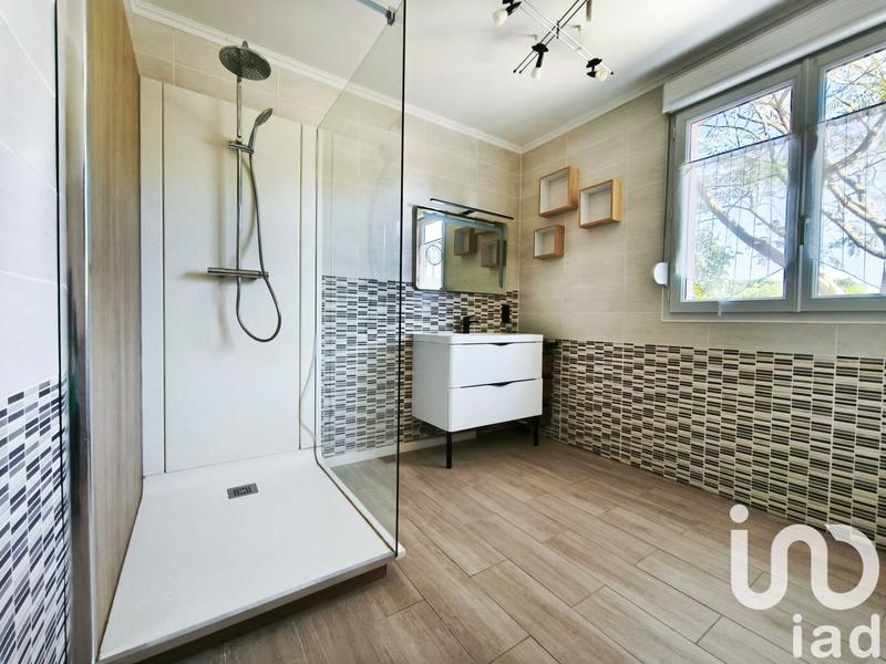 Maison - 194 m² - 8 pièces