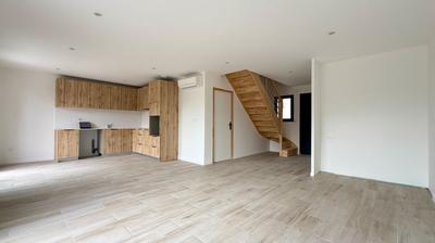 Maison - 91 m² - 4 pièces