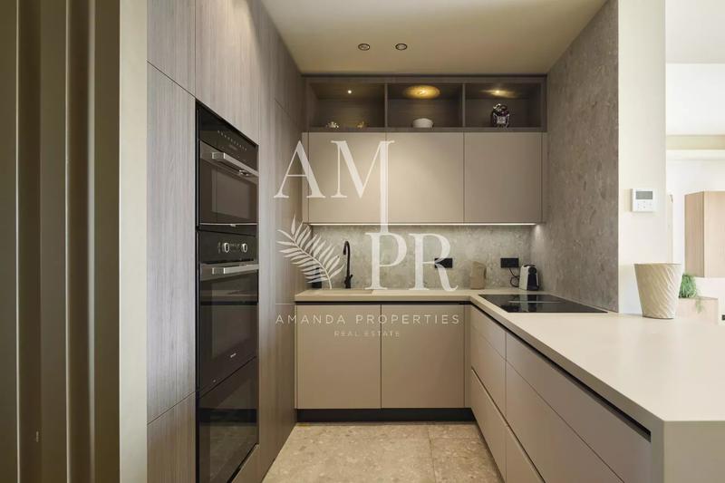 Appartement - 100 m² - 4 pièces