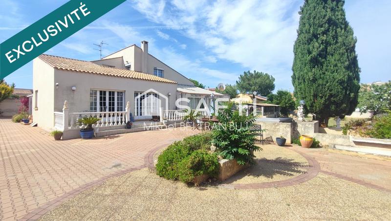 Maison - 250 m² - 8 pièces