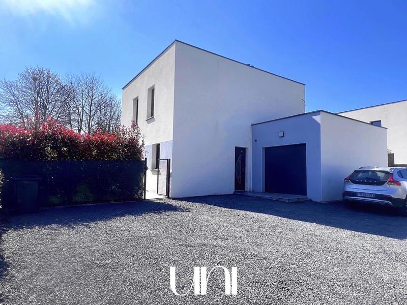 Maison - 128 m² - 5 pièces