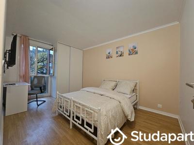 Chambre - 12 m² - 1 pièce