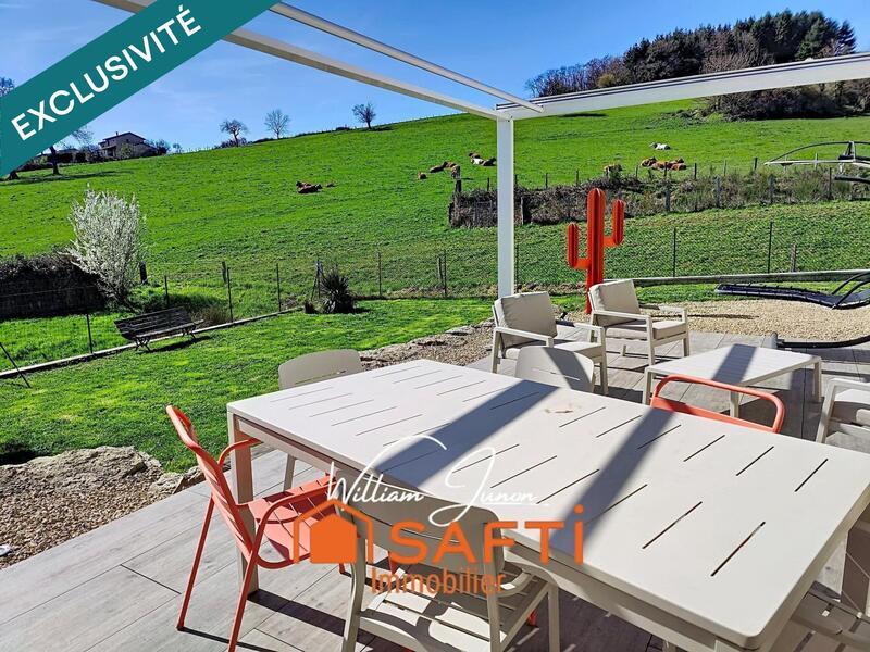 Maison - 97 m² - 4 pièces