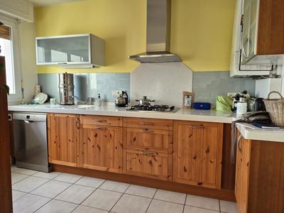 Appartement - 80 m² - 4 pièces