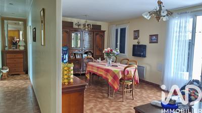 Maison - 94 m² - 4 pièces