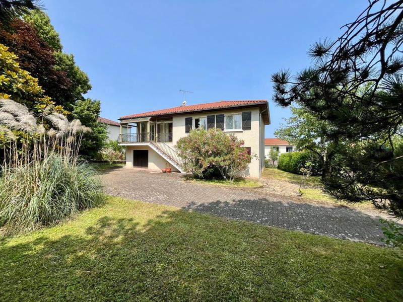 Maison - 136 m² - 5 pièces