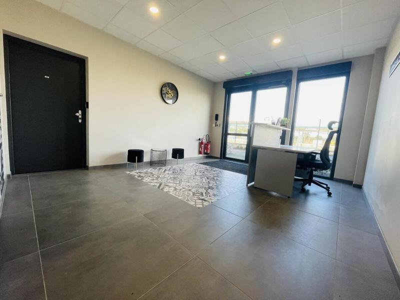 Immeuble - 308 m² - 11 pièces