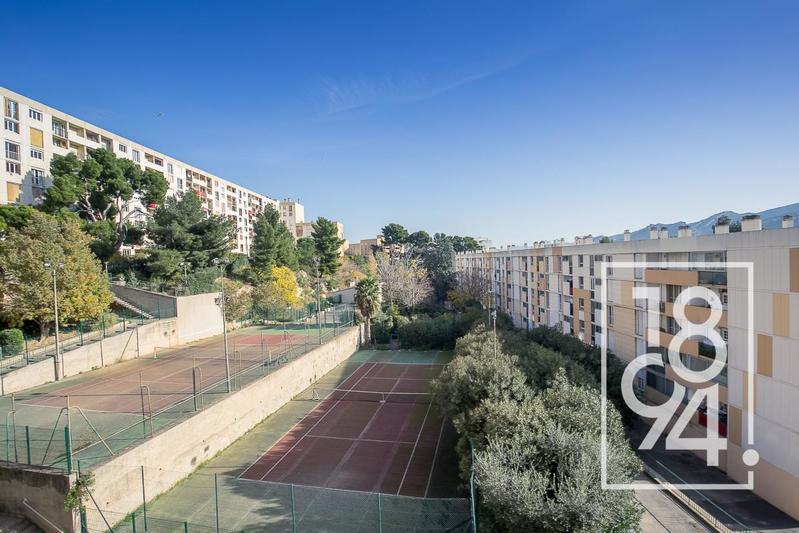 Appartement - 96 m² - 5 pièces